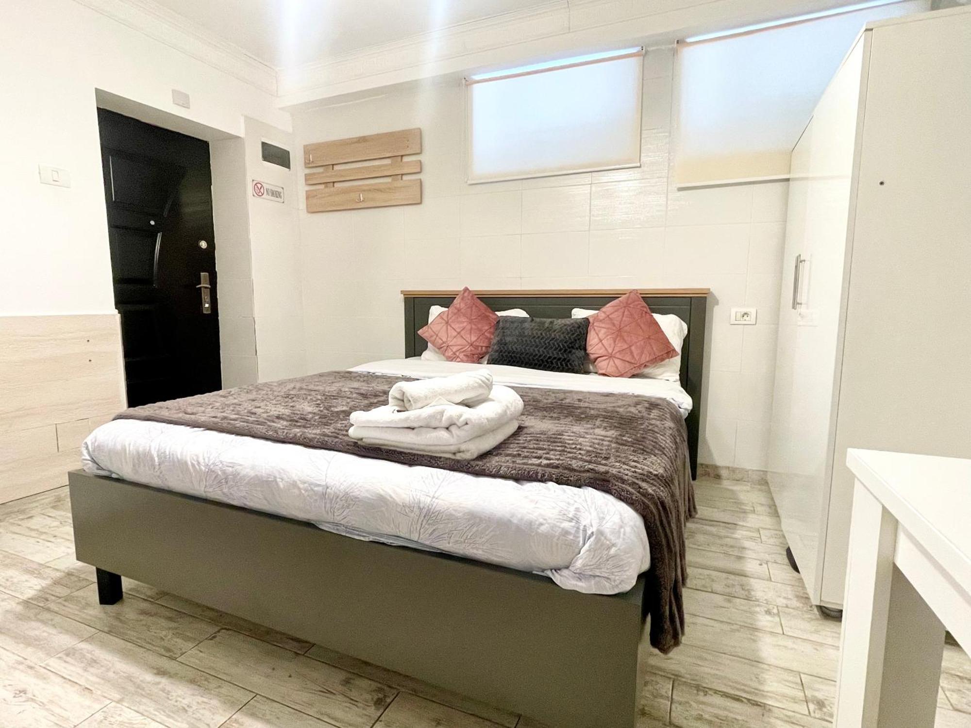 Prime 1 Studio Bucureşti Ngoại thất bức ảnh